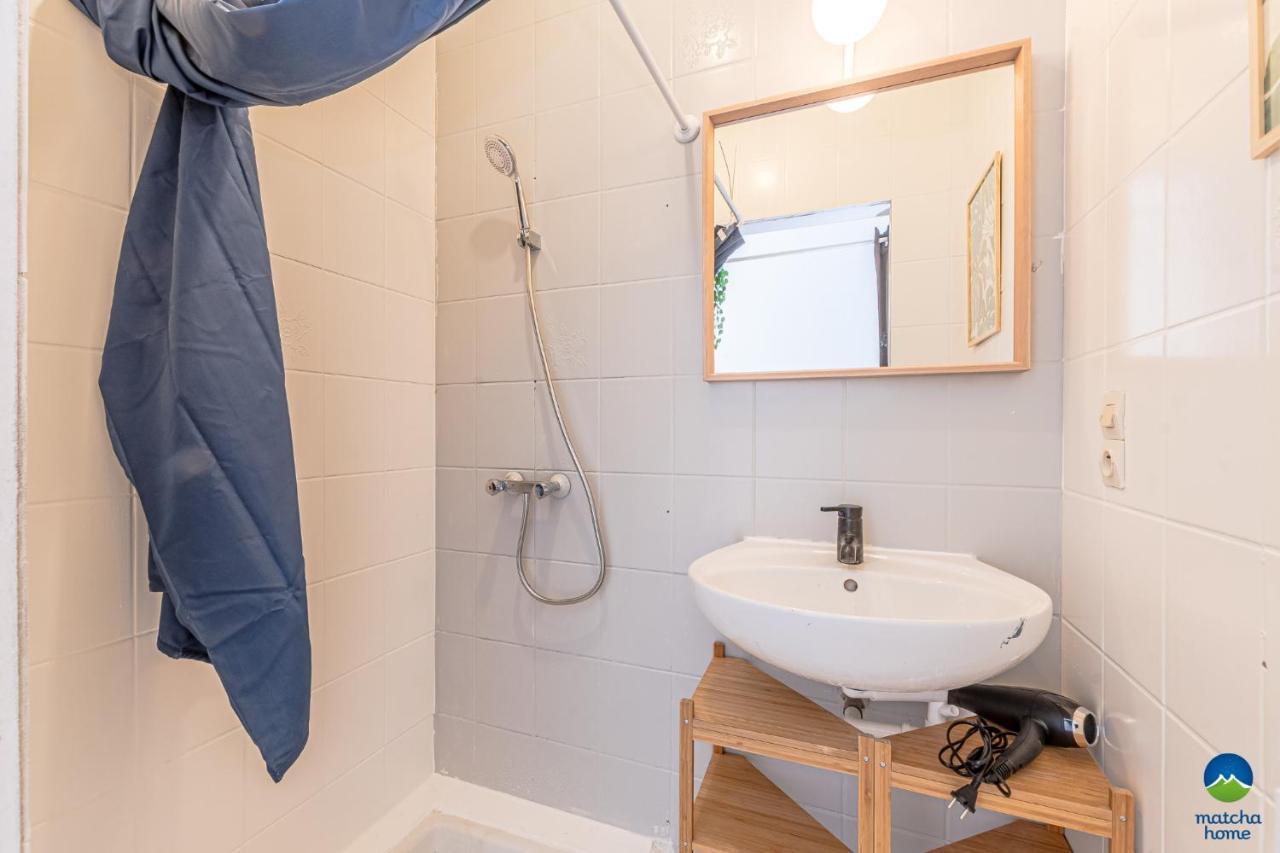 3 Appts - 3 A 7 Lits - Parfait 6 A 10 Pers - Max 29 Pers - 1 Immeuble - Convivialite, Rentabilite ------ - 3 Apts - 3 To 7 Beds - Ideal For 6 To 10 Guests - Up To 29 - Same Building -- Cattenom Appartement