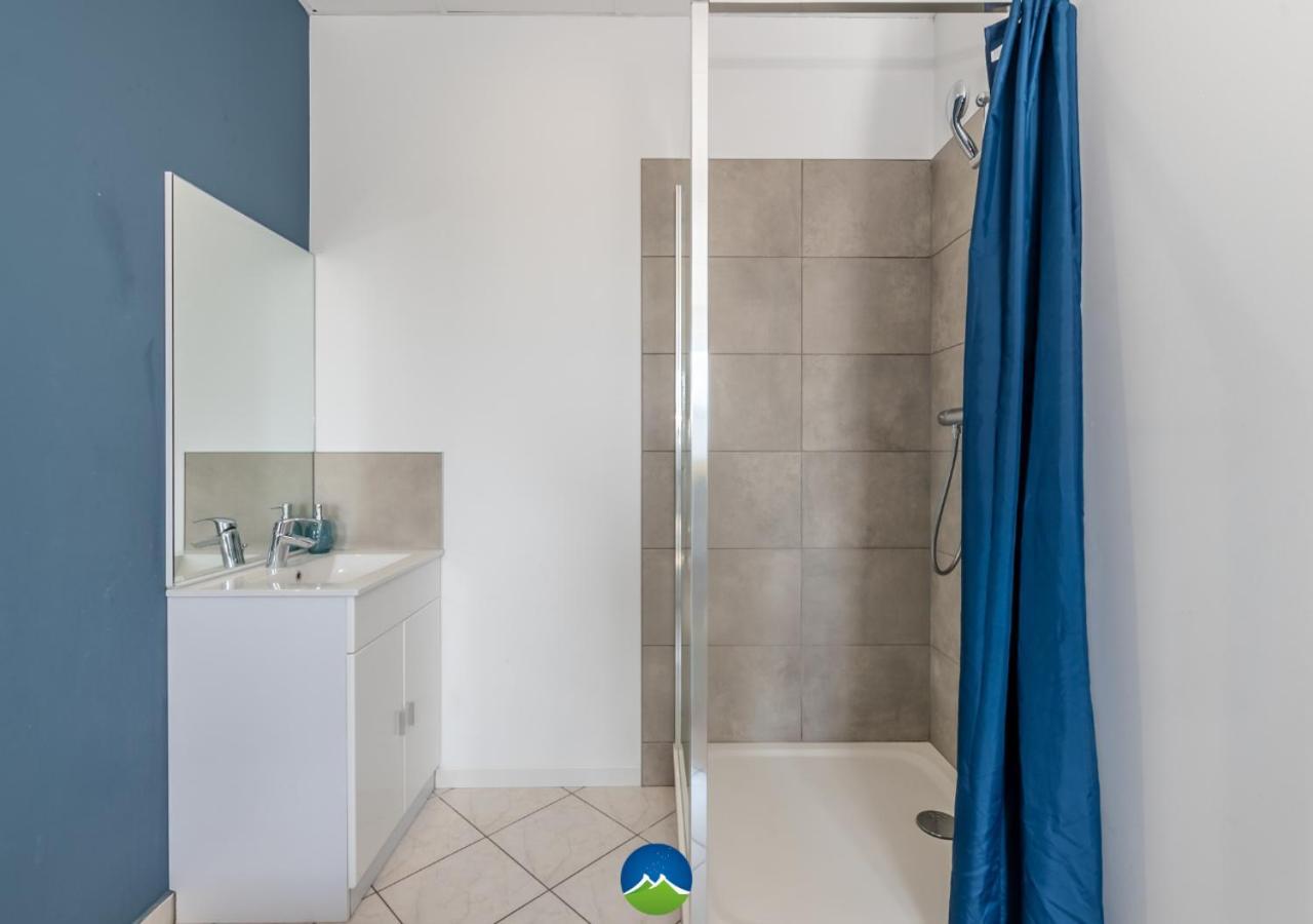 Appartement 3 Appts - 3 A 7 Lits - Parfait 6 A 10 Pers - Max 29 Pers - 1 Immeuble - Convivialite, Rentabilite ------ - 3 Apts - 3 To 7 Beds - Ideal For 6 To 10 Guests - Up To 29 - Same Building -- Cattenom *