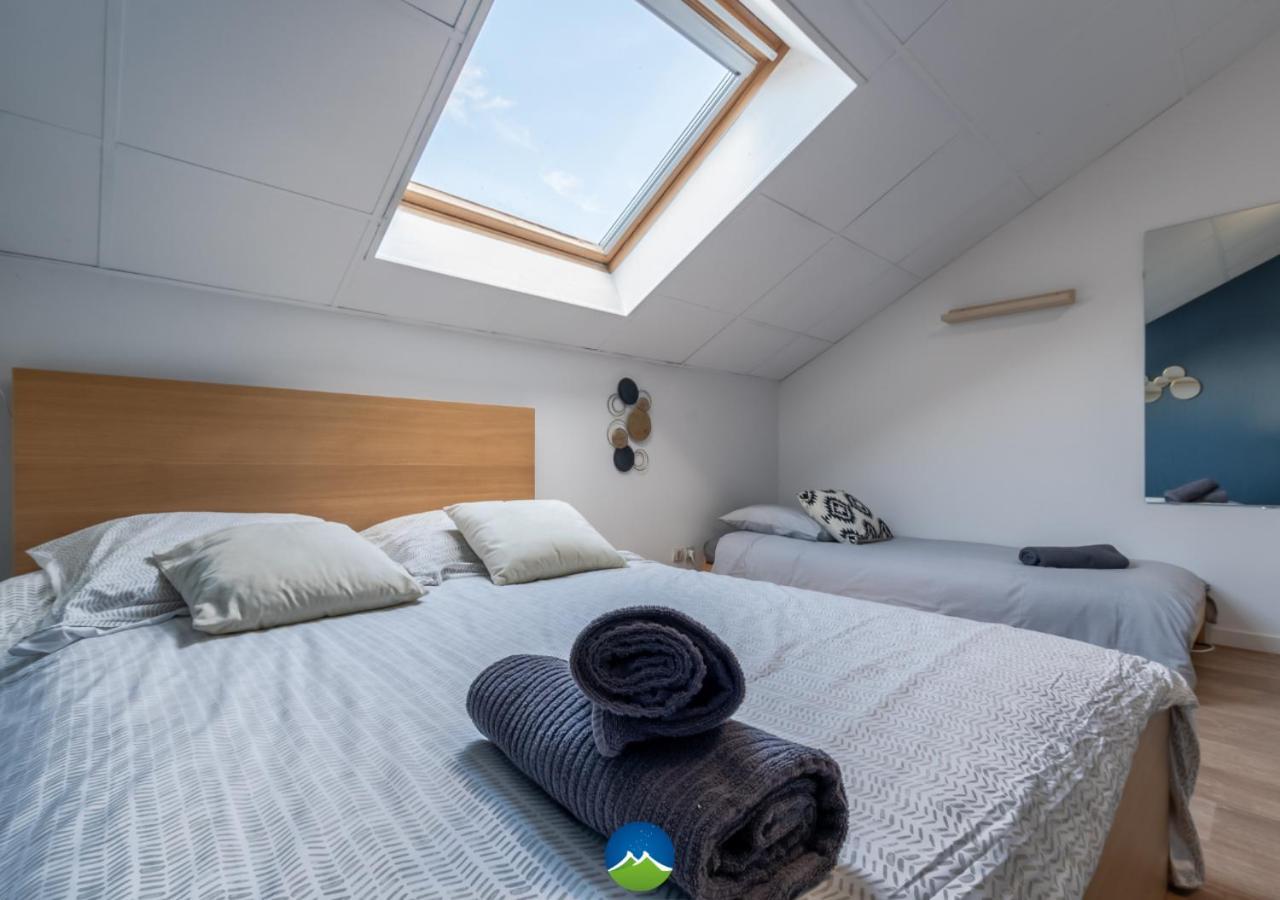 3 Appts - 3 A 7 Lits - Parfait 6 A 10 Pers - Max 29 Pers - 1 Immeuble - Convivialite, Rentabilite ------ - 3 Apts - 3 To 7 Beds - Ideal For 6 To 10 Guests - Up To 29 - Same Building -- Cattenom Appartement *